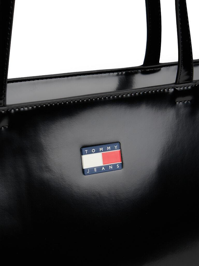 Tommy Jeans 'MUST' Tote Bag Noir Serie AW0AW18069 – Image 3